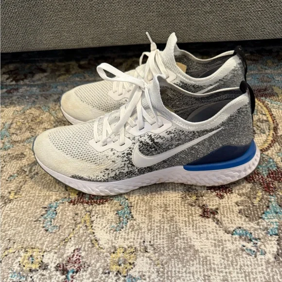 Nike Epic React 2 Flyknit - size 13 - Picture 3 of 7